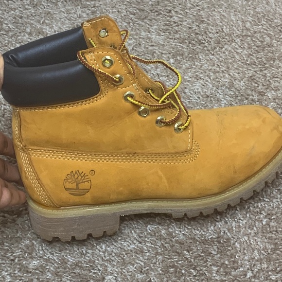 Tims Size 7 - Picture 2 of 3